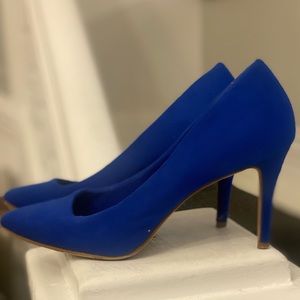 Women’s size 7 blue old navy heels